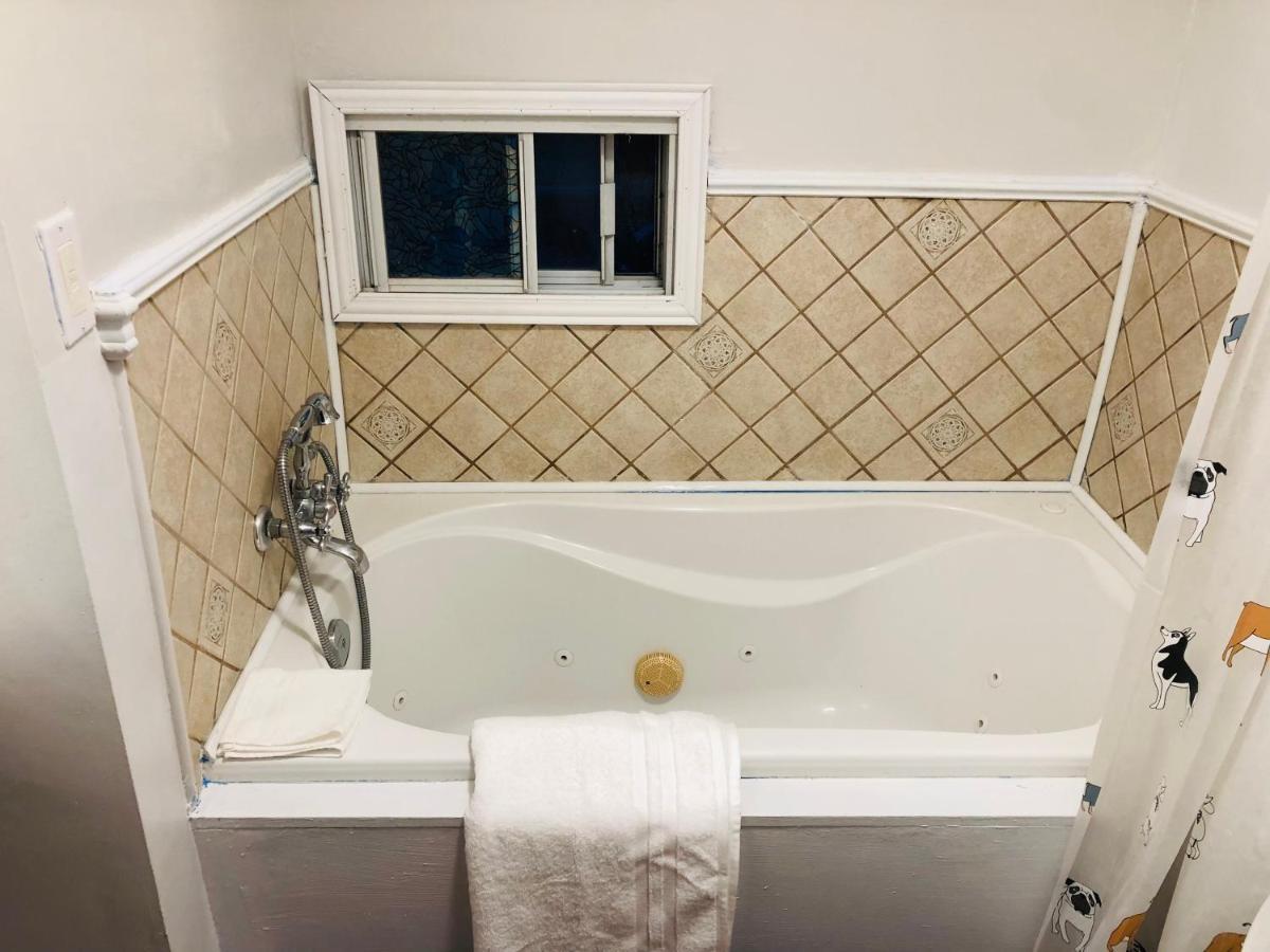 Entire Detached 3-Bedrooms Cute Home In Cornwall Area 外观 照片